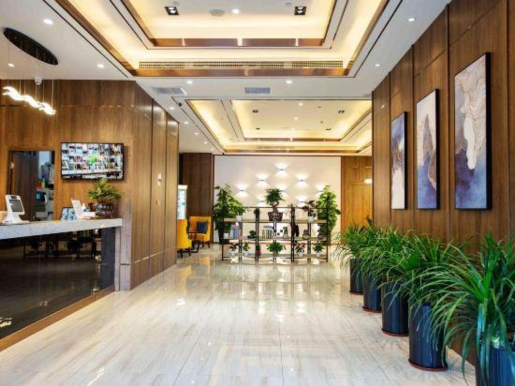 格雅常州春秋淹城新时代家俱广场酒店 外观 照片